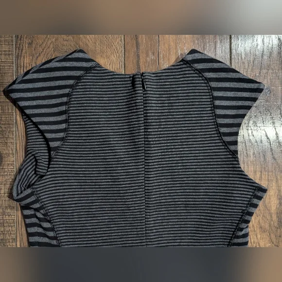 Calvin Klein Womens Size 6 Black & Gray Dual Striped Sheath Dress Cap Sleeves - Picture 14 of 15